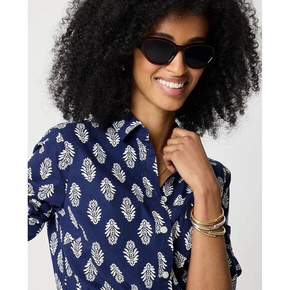 J.Crew The Perfect Button Down Poplin Long Sleeve Shirt Women’s Size 6 Navy Blue - Picture 4 of 12